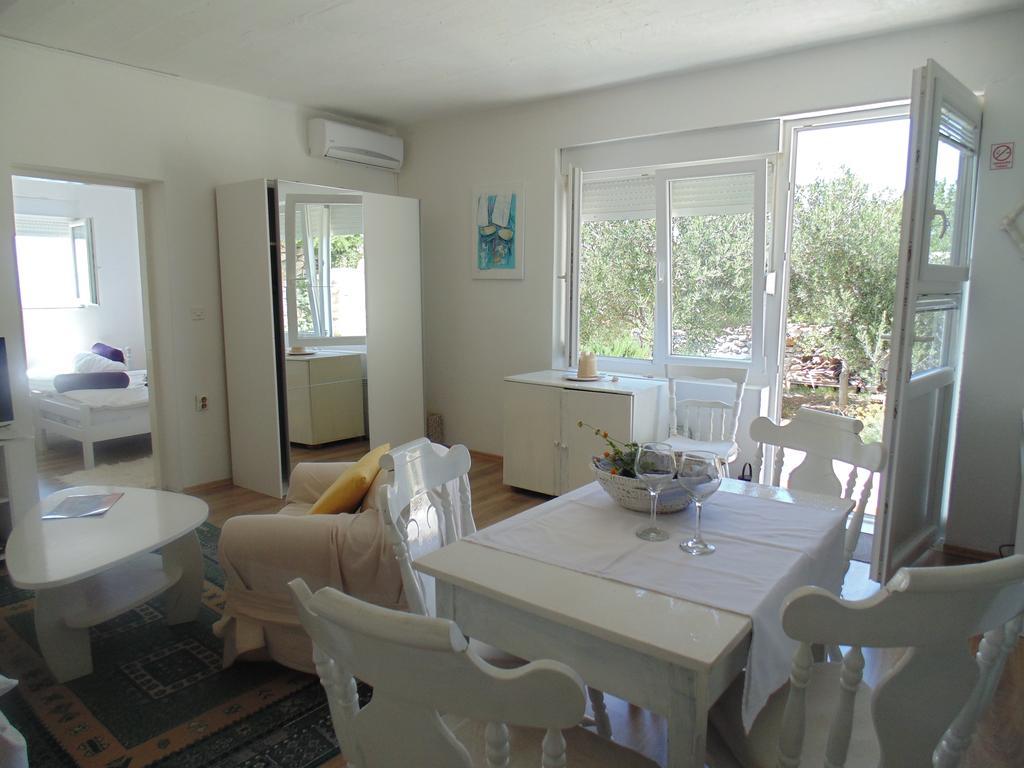 Apartment Croatia Art Drašnice Extérieur photo